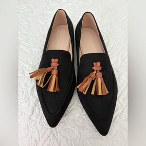 Elegant Black Loafers with Tassel Detail NEW!